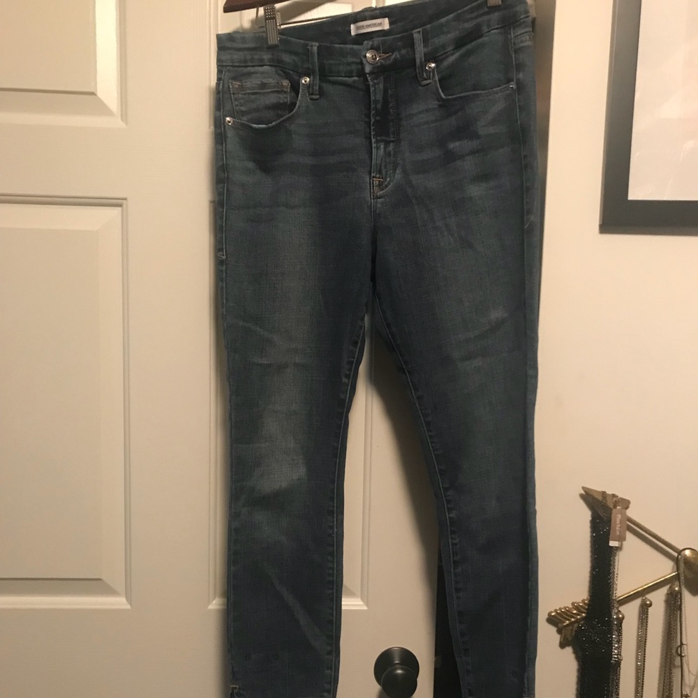 Good American Good Legs Crop Split Hem